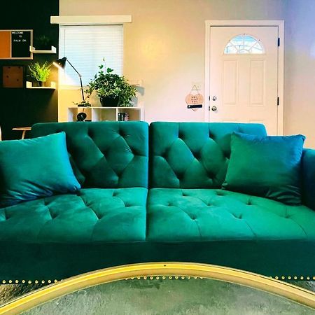 The Getaway At Palm Dr Apartment Atlanta Bagian luar foto